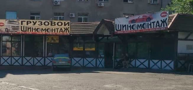 Вантажний шиномонтаж 